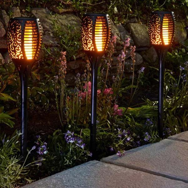Solarna lampa za baštu - Baklja